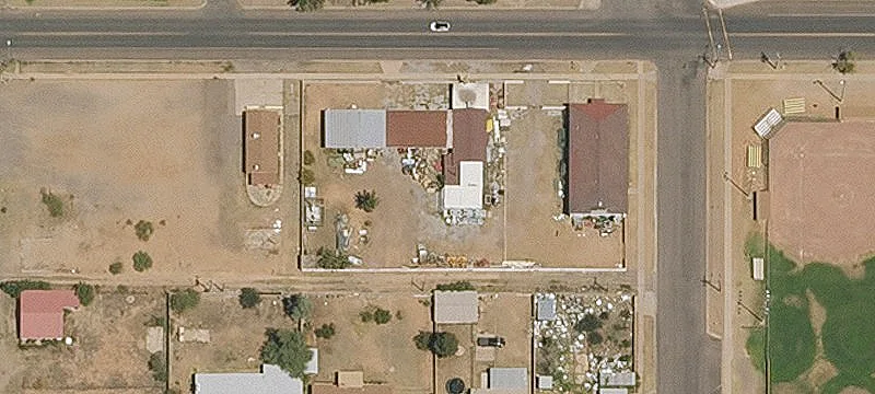 High-Visibility Commercial Retail Building
