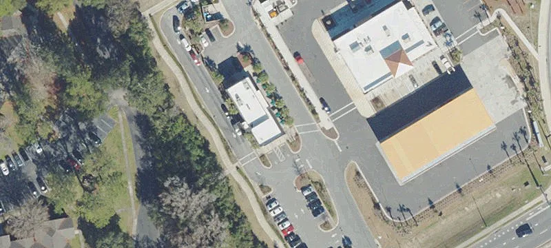 Single-Tenant Starbucks Retail Building