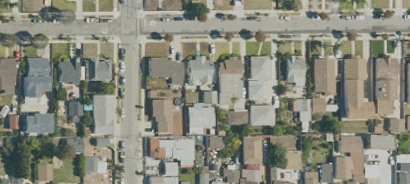 Renovated Duplex with Private Yard