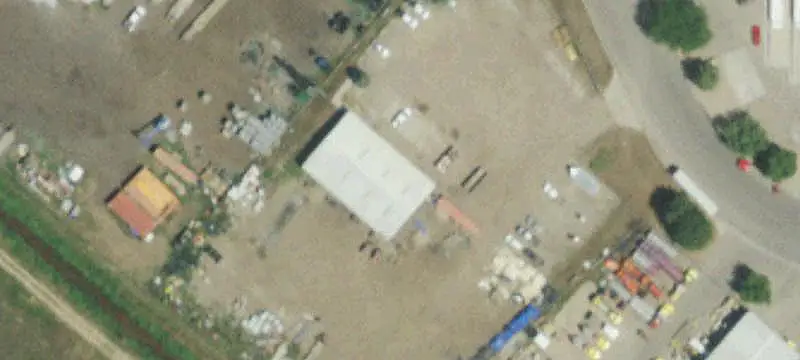 Industrial Flex Building with Yard