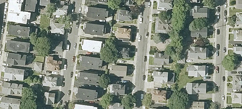 Renovated 2BR Duplex with Tandem Parking