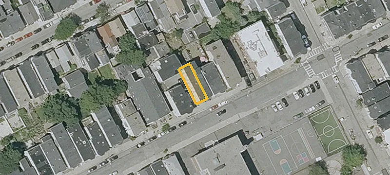Renovated 4BR Apartment with Garage