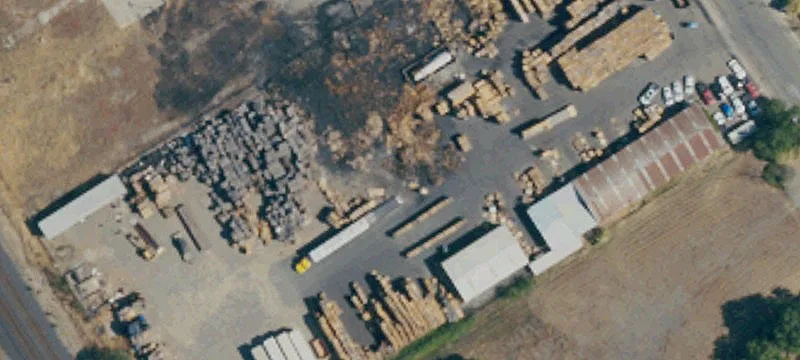 Flex Warehouse with Fenced Yard