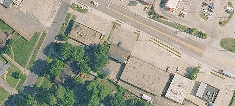 Retail/Showroom Lease Suite