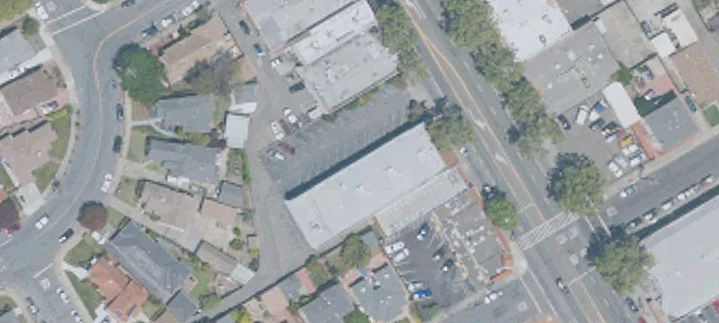 Leased Retail Storefront Building