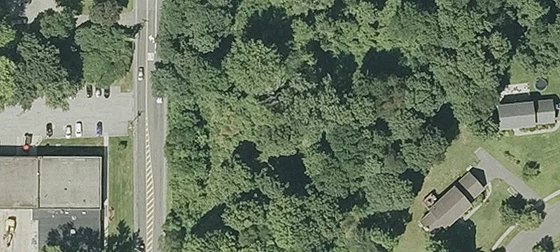 Commercial Development Land at Signalized Intersection