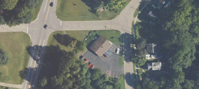 Two-Tenant Retail/Office Building