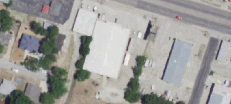 Freestanding Retail Building with Parking