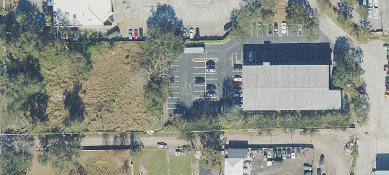 Freestanding Retail Drive-Thru