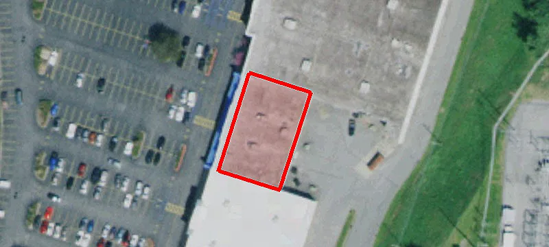 Retail Space in Anchored Shopping Center