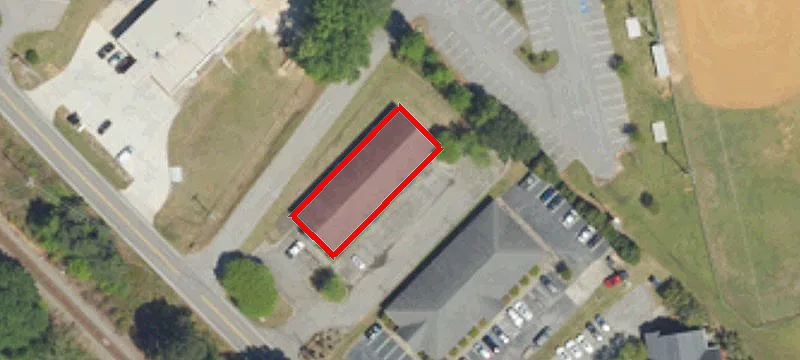 Multi-Suite Office Building with Roll-Up