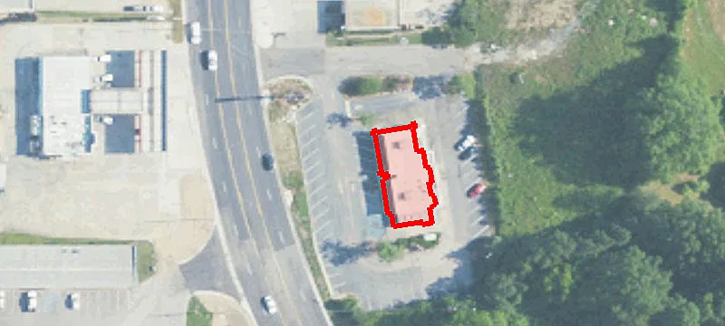 Freestanding QSR with Drive-Thru