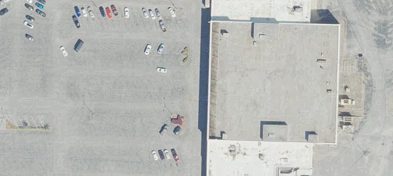 Retail and Warehouse Center