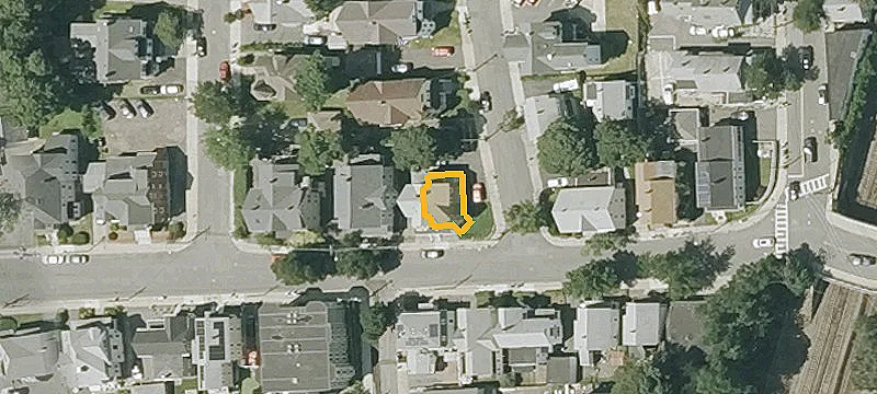 Updated Studio Rental with Parking