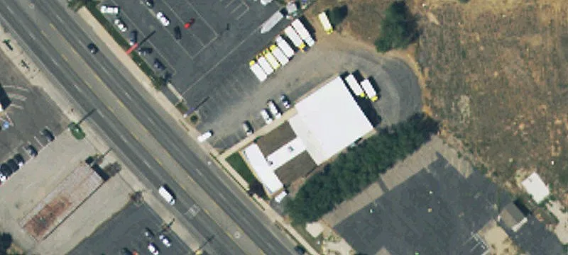Retail-Front Warehouse with Drive-Through