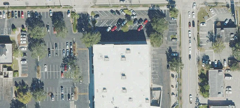 Retail Shopping Center with National Anchors