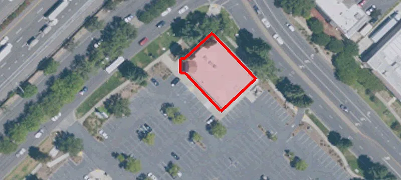 Retail Space in Anchored Center