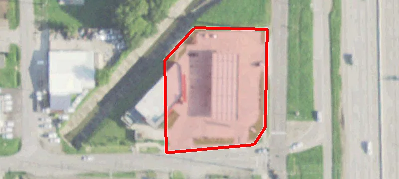 Heavily Fronted Heavy Industrial Land