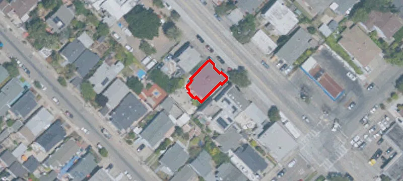 Mixed-Use 8-Unit Income Property