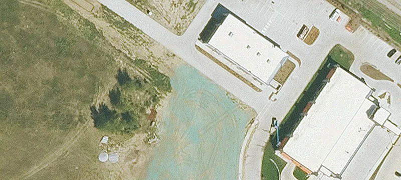Flexible-Size Commercial Land