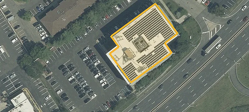 4-Story Office Building with Cafe
