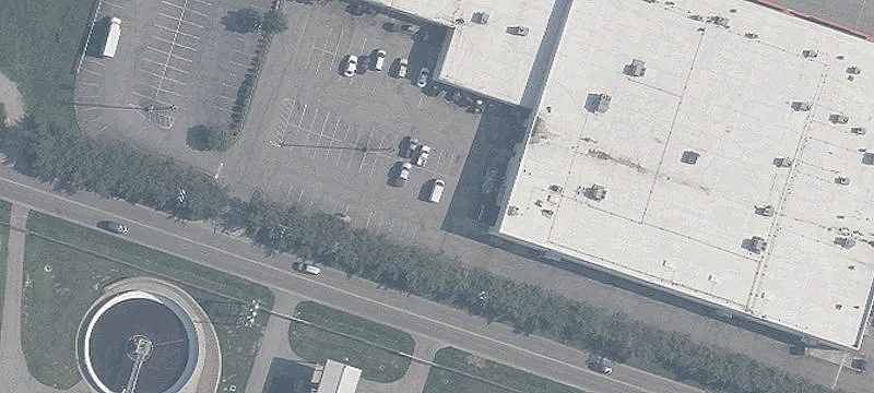 Retail Strip Center Storefronts