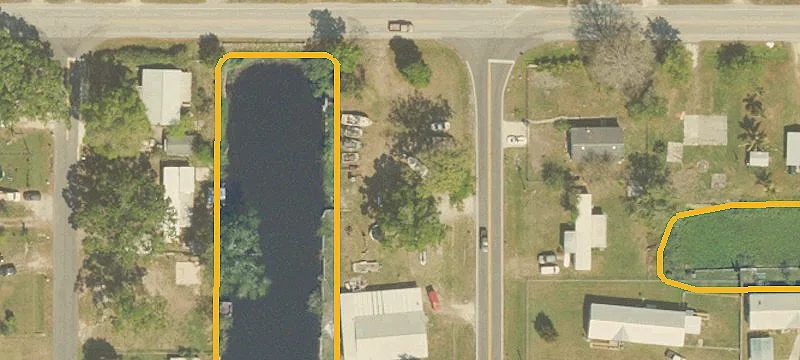 RV Resort Lot with Tiki Hut