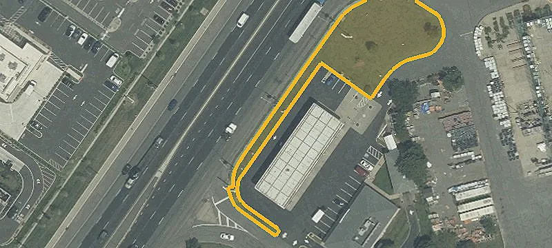 Warehouse with 19-Foot Clear Height
