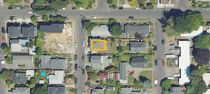 Updated Duplex with In-Unit Laundry
