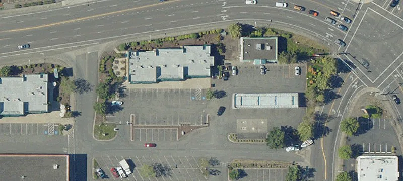Neighborhood Retail Center Lease