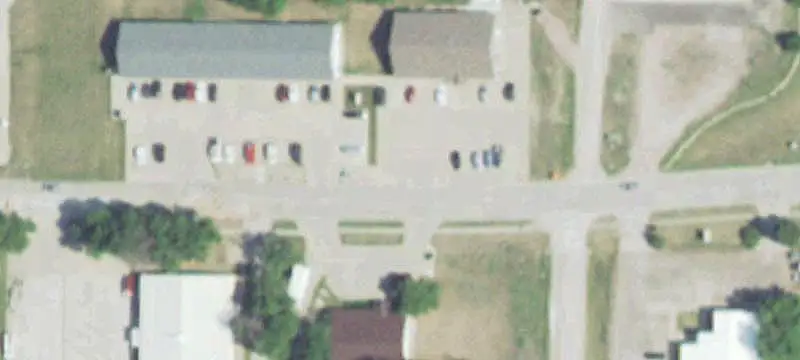 Retail and Office Building with Corner Visibility