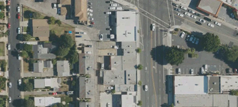 Versatile Medical and Retail Building