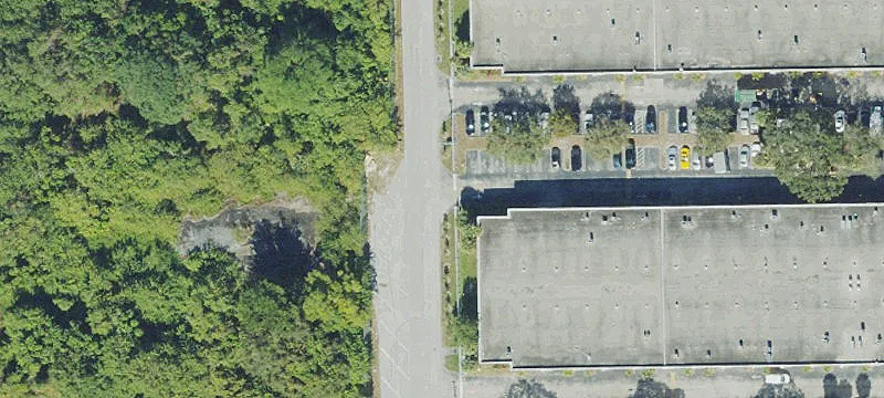 Warehouse with Grade-Level Garage Doors