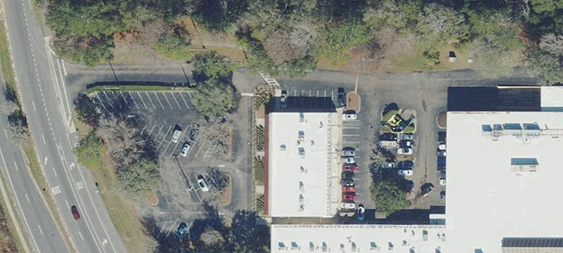 Retail Center Inline Space