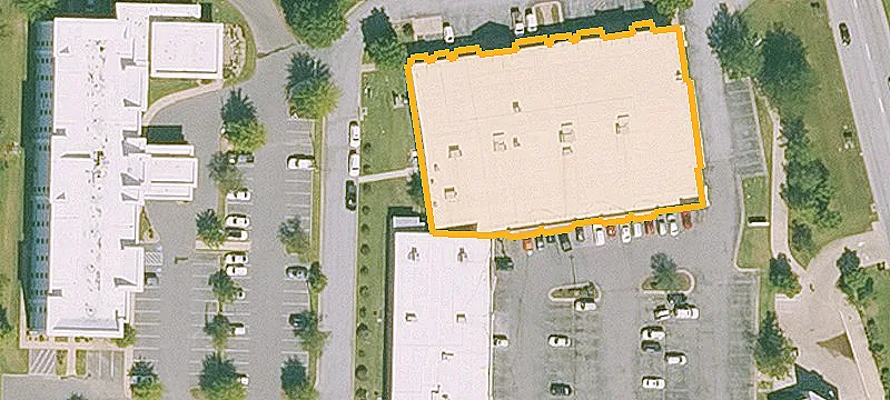 Retail Shell Space in High-Traffic Area