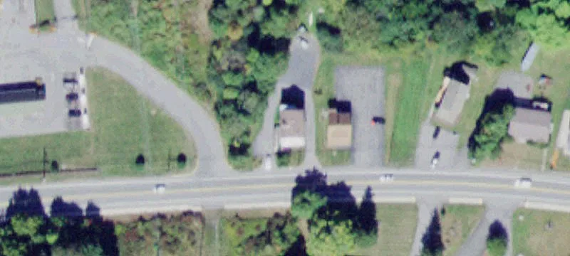 Live-Work Building with Apartment