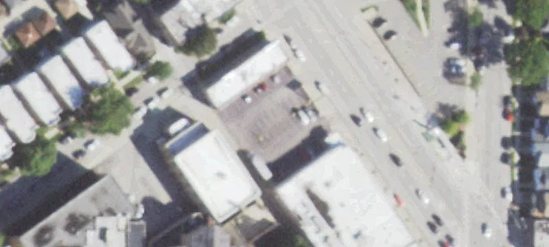 Former Grocery Store Retail Building