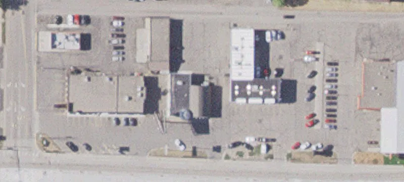 Showroom and Shop/Warehouse Facility