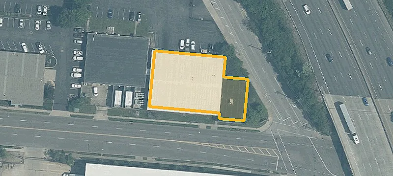 Flexible Flex Space with Street Presence