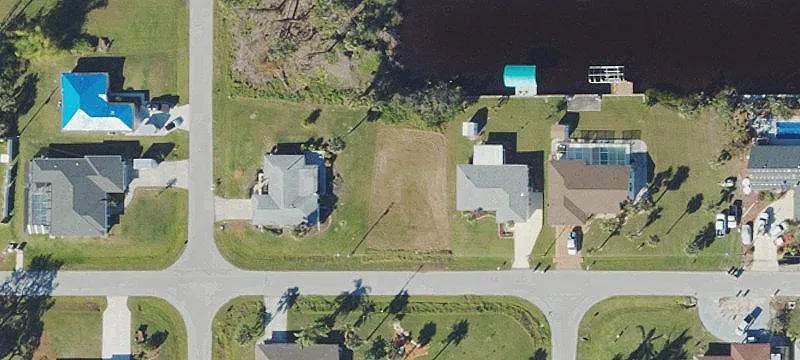 Gulf Access Waterfront Land