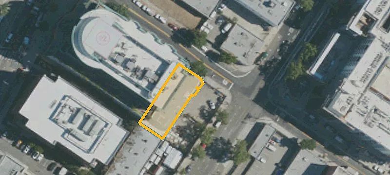 Freestanding Specialty Building