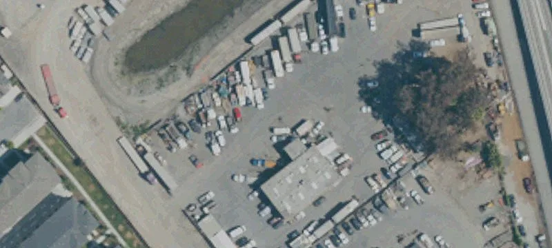 Retail Space at Signalized Intersection