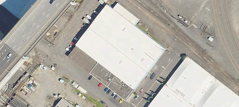 Grade-Level Warehouse with Optional Office