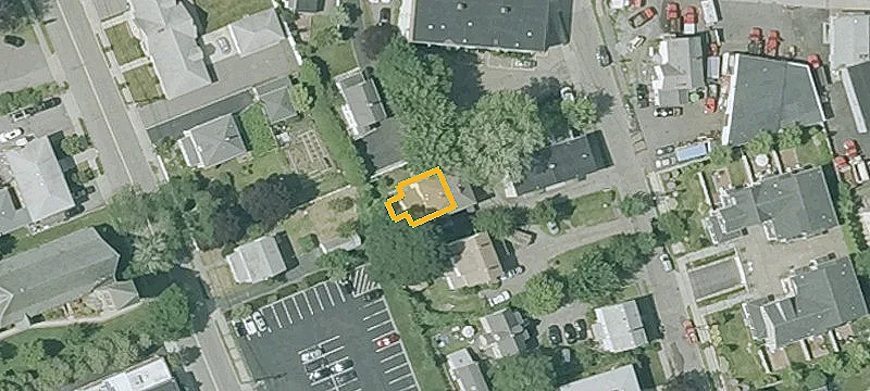 Renovated 2BR Apartment with Parking
