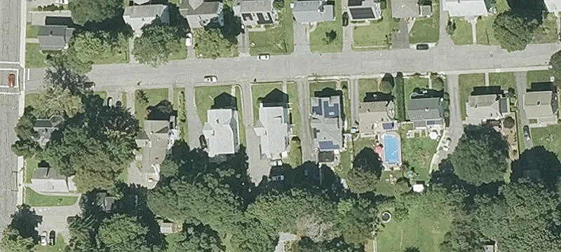 Second-Floor Apartment Rental