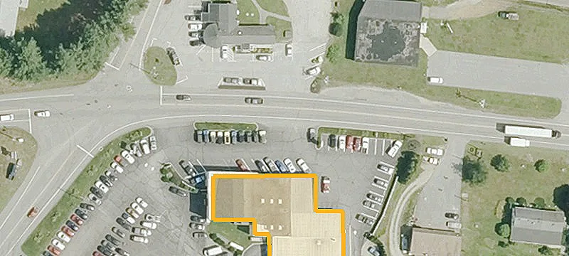 Retail Space in Anchored Center