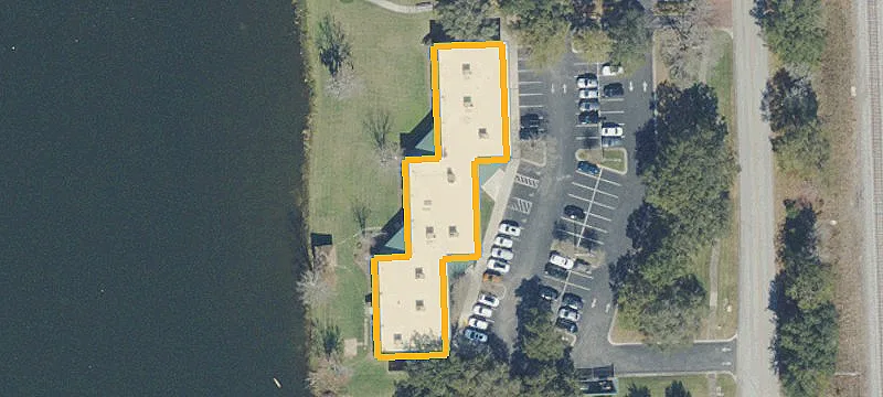 Lakefront Office Business Park
