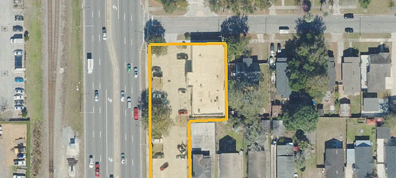 Multi-Tenant Retail Space