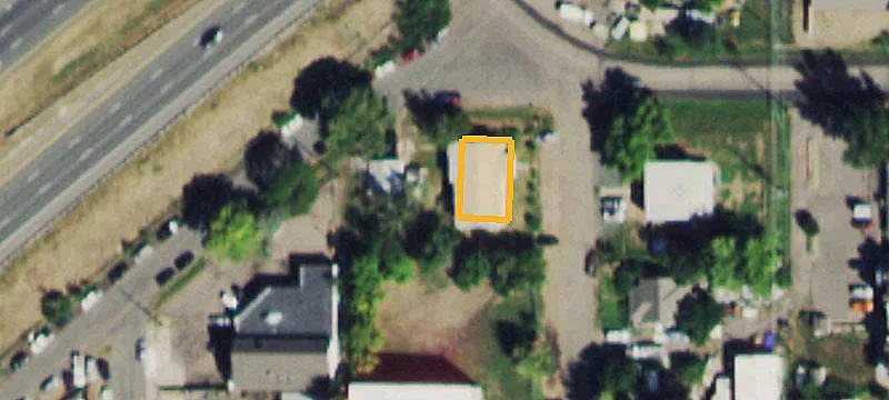 High-Clear Warehouse with Yard