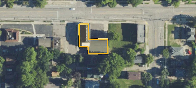 Mixed-Use Retail and Apartments